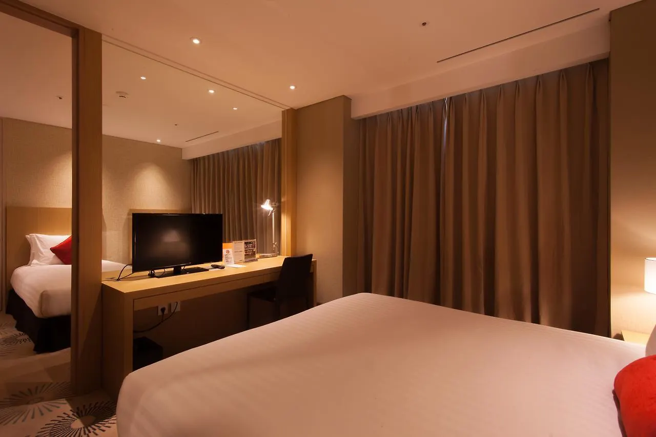 Solaria Nishitetsu Hotel Busan 4*,